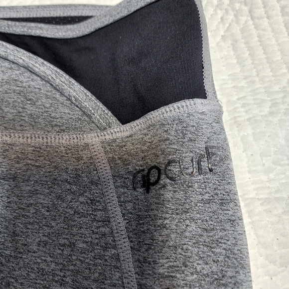 Rip Curl cropped leggings - Picture 2 of 9